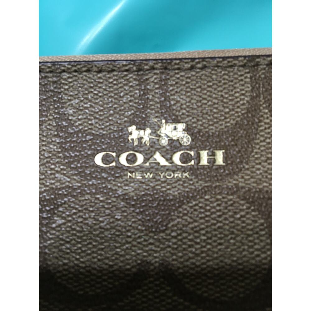 Coach Corner Zip Signature Coated Canvas Brown Wristlet 6 1/2 x 4 H1681 F66506 - Picture 2 of 8
